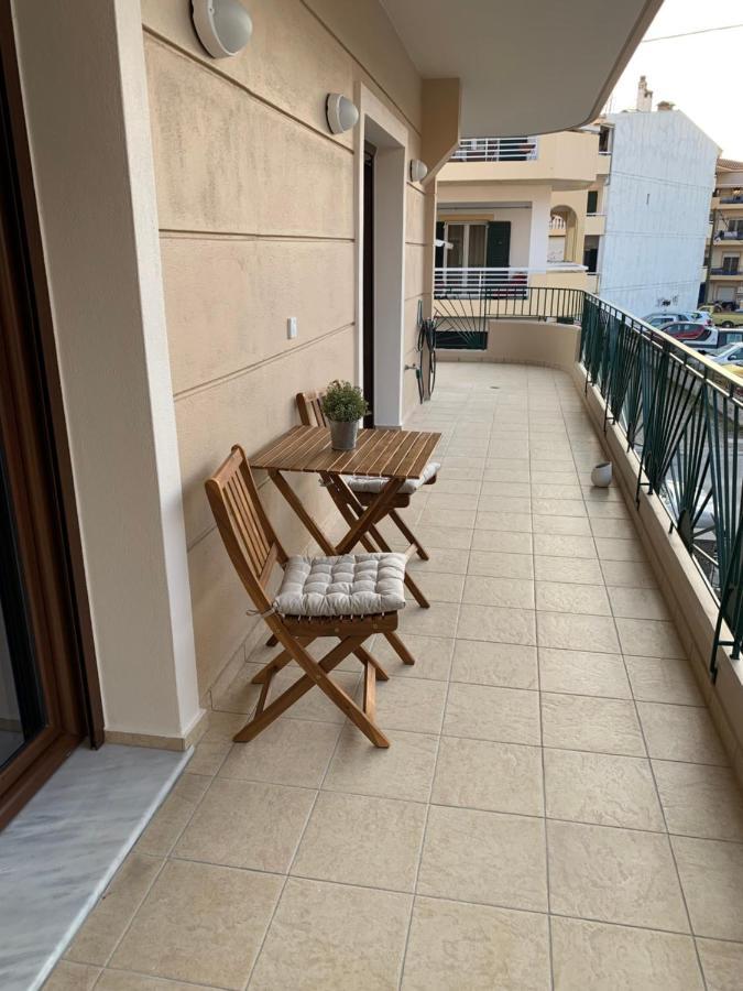Divine Meteora Luxury Midtown Apartment Kalambaka Exterior photo